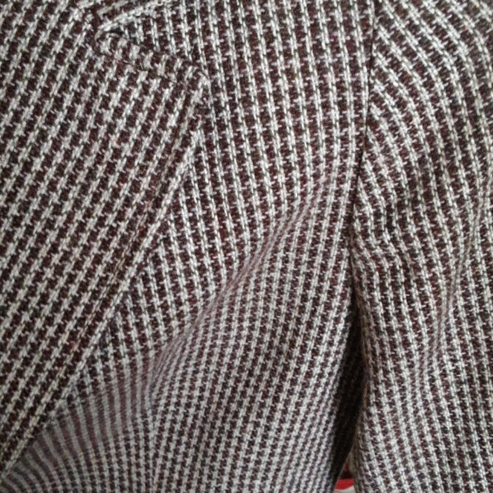 Jacket - Picture 4 of 8